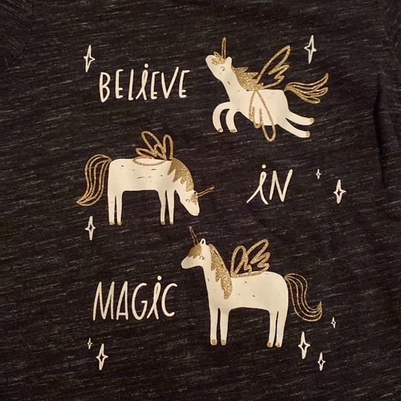 Believe in magic cat & Jack XS 4/5 unicorn dark gray heather short sleeve shirt - Picture 3 of 3